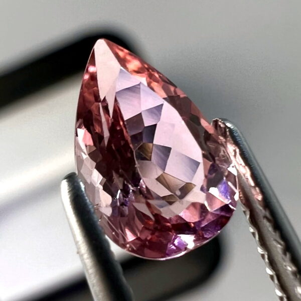 Tourmaline rose naturelle 1,13 ct – 8,5 x 5,7 mm