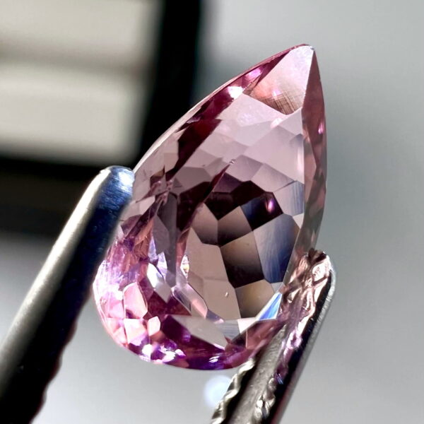 Tourmaline rose naturelle 1,13 ct – 8,5 x 5,7 mm