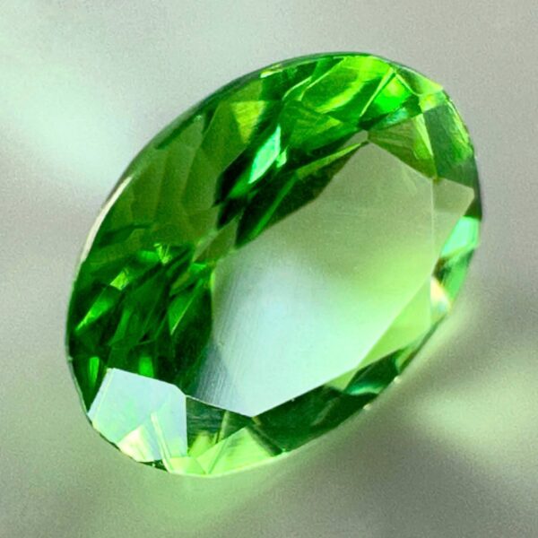 Grenat Merelani Mint Naturel 0,22 ct – 4,8 x 3,9 mm -  RARE