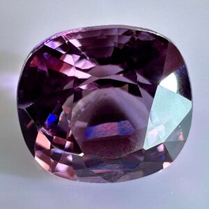 Spinelle naturelle 2,14 ct – Rose-violet vif/foncé – 7,71 × 7,13 × 5,21 mm – Certificat ALGT