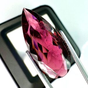 High Quality Pink Tourmaline 7.87 ct - Rare Gemstone for Jewelry