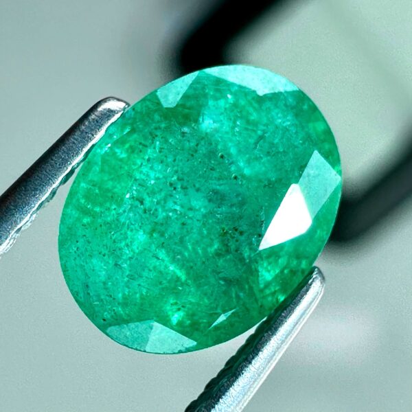 Buy Green Emerald (Zambia) 1.91 ct - Jamel Gems