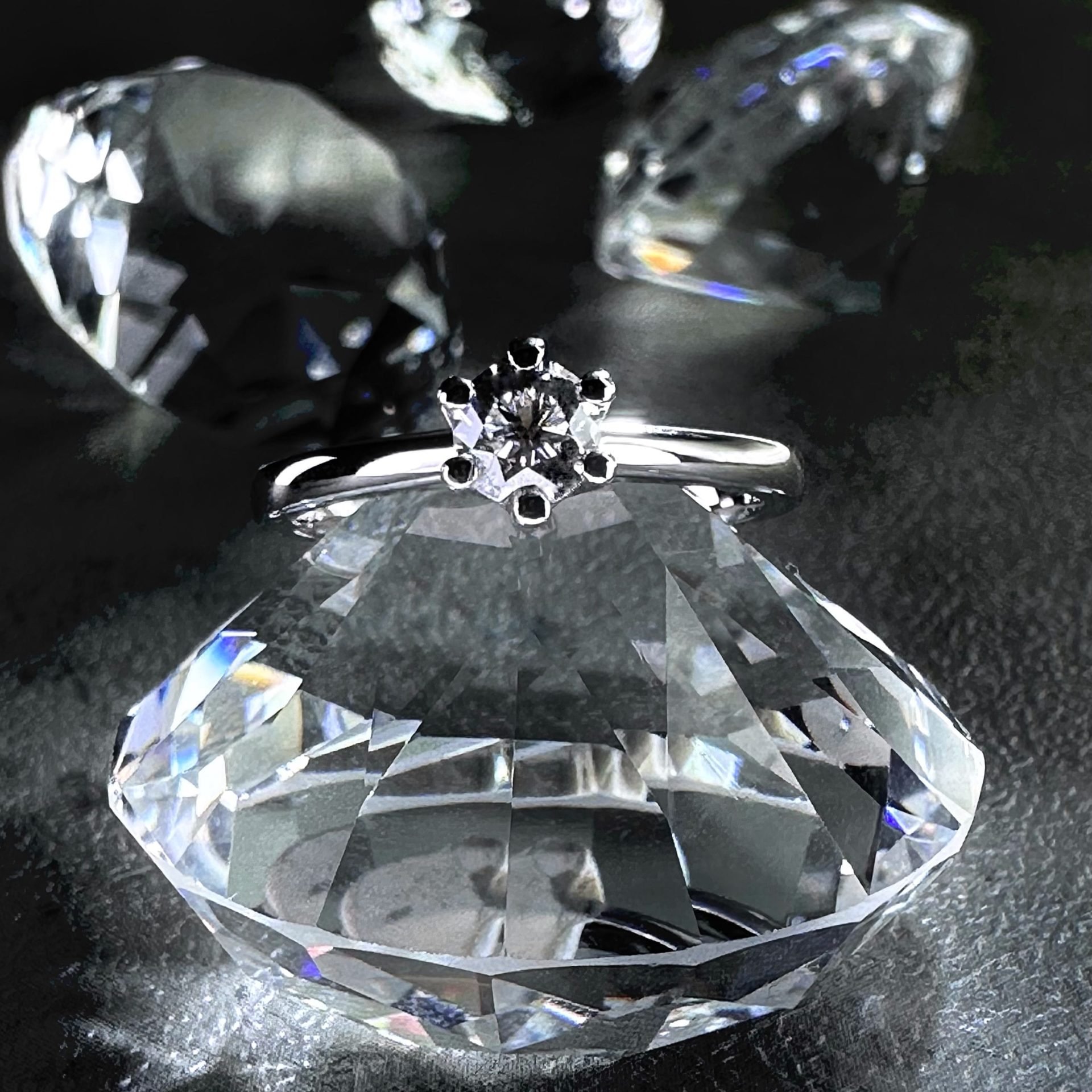 Bague solitaire or 18ct avec diamant naturel certifié