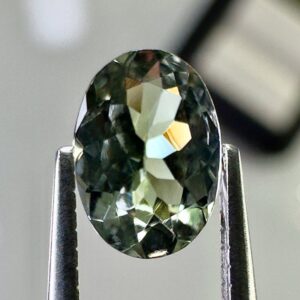 Natural Zoisite 0.72 – Brilliant and Rare Colors for Collectors or Jewelry