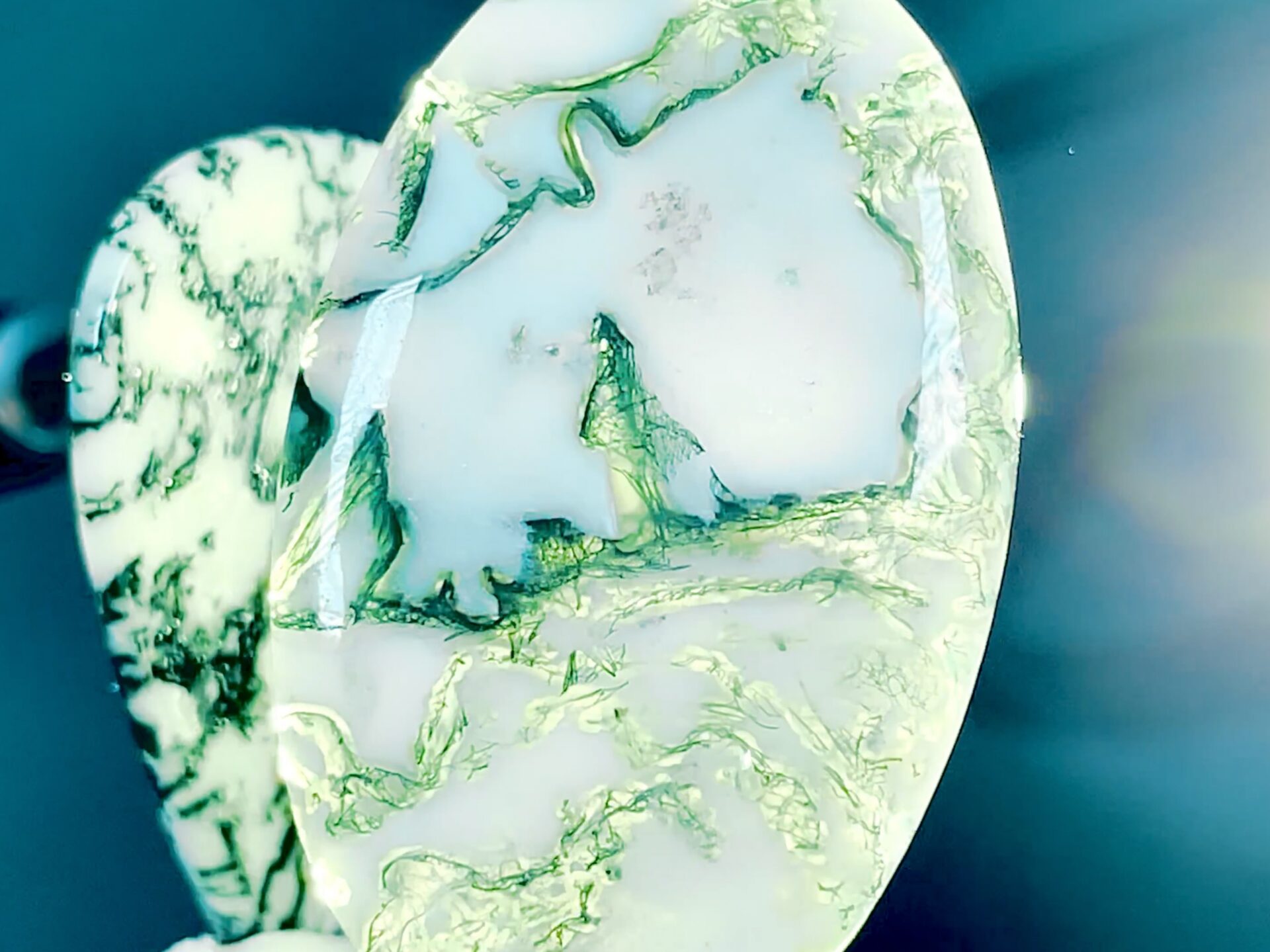 Gemstone Miracle of Allah